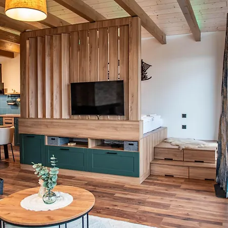 Panorama Apartment *