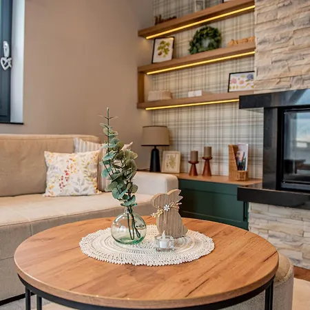 Panorama Apartment *